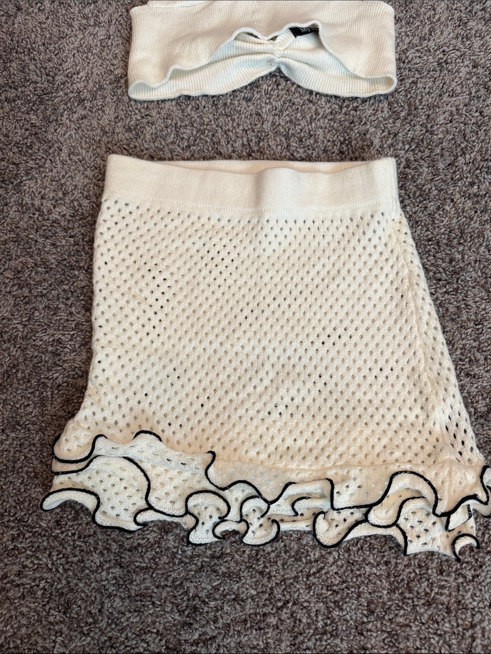 Cream Ruffle Two-Piece Knit Set - Picture 3 of 3